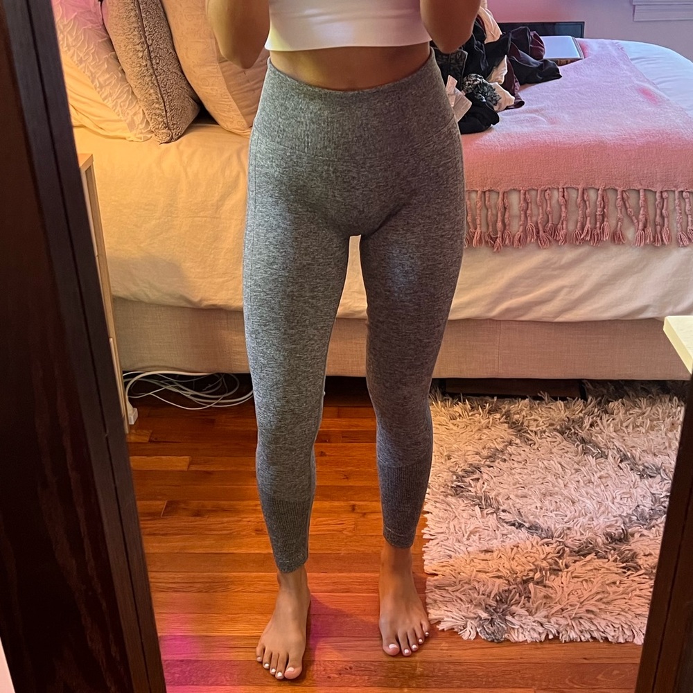 Gray Scrunch Butt Contour Leggings